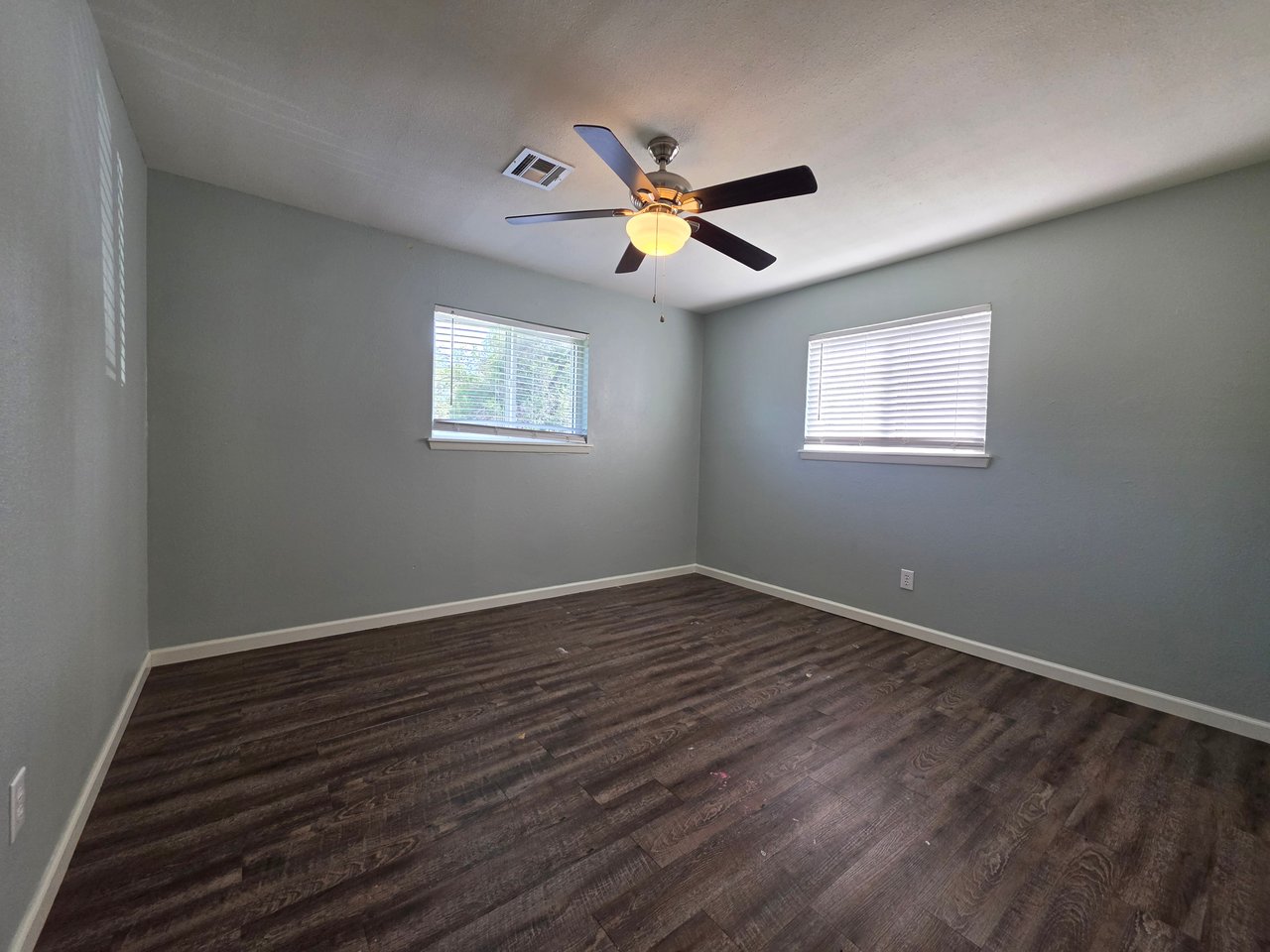 1113 E Parker St, Shawnee, OK 74801
