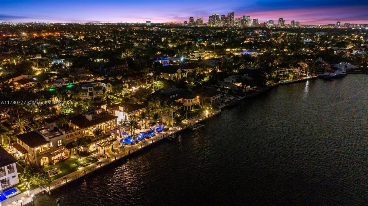 2509 Aqua Vista Blvd