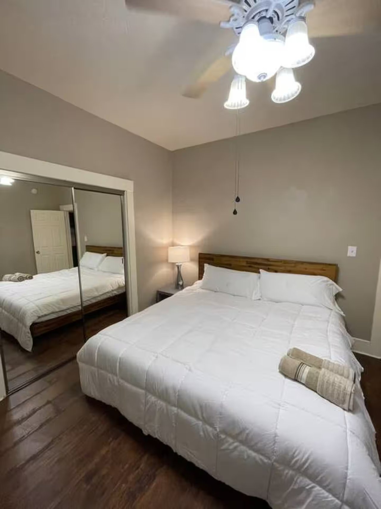 605 N Poplar Avenue, Fresno