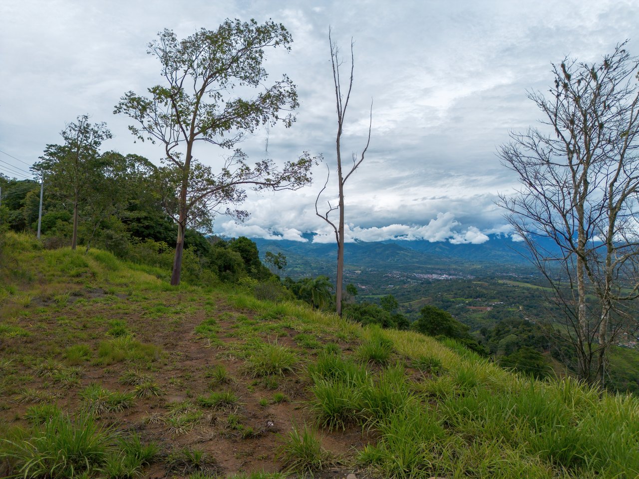 Panoramic Mountain View Lot | 3,000 ft, 30 min to Beaches | Pérez Zeledón