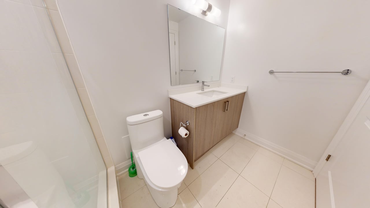 10 Gatineau Drive Unit: 209