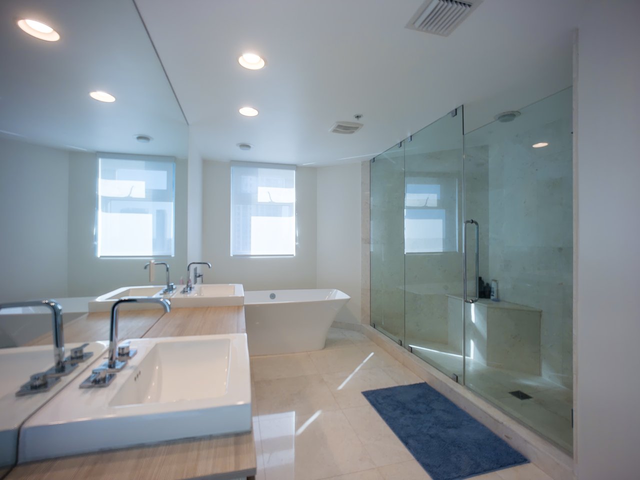17301 Biscayne Blvd #1203
