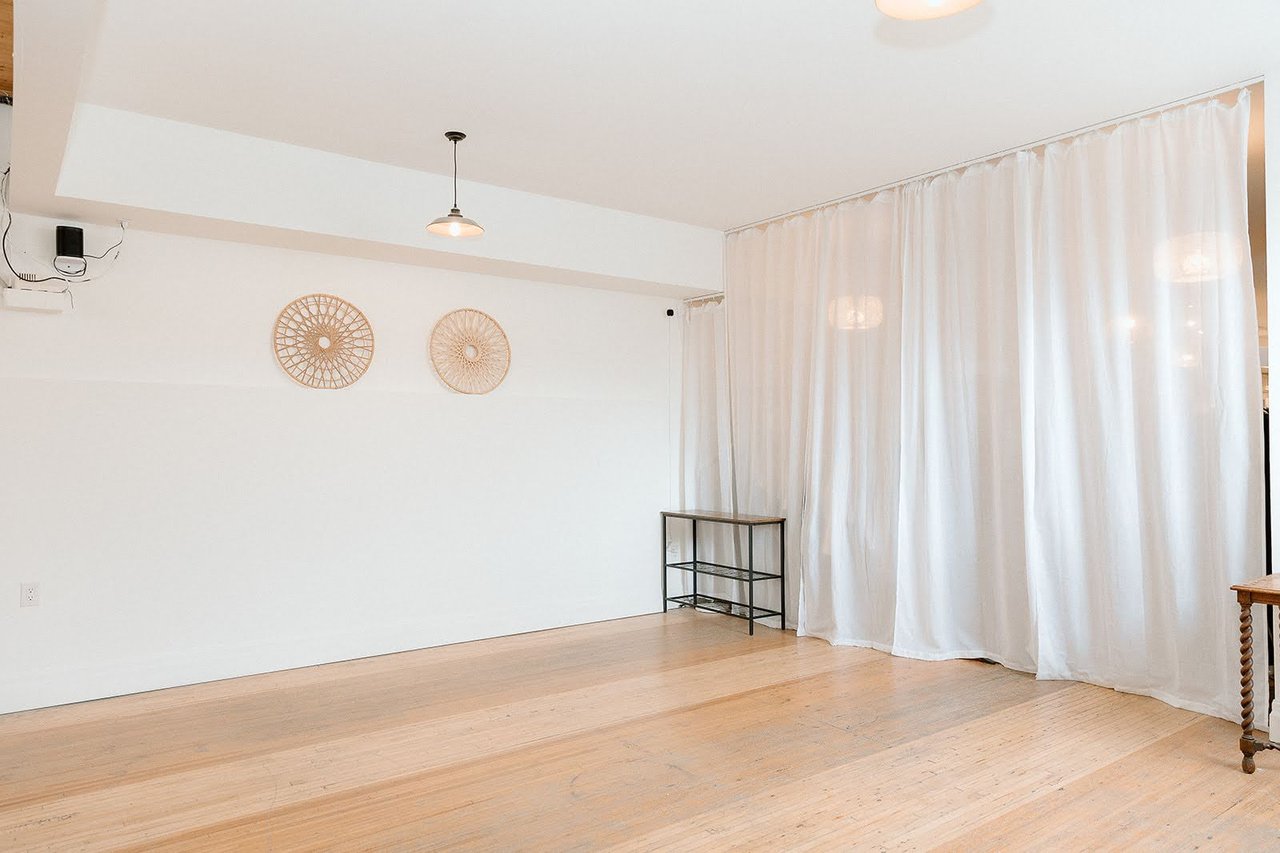 208B Main Street South 