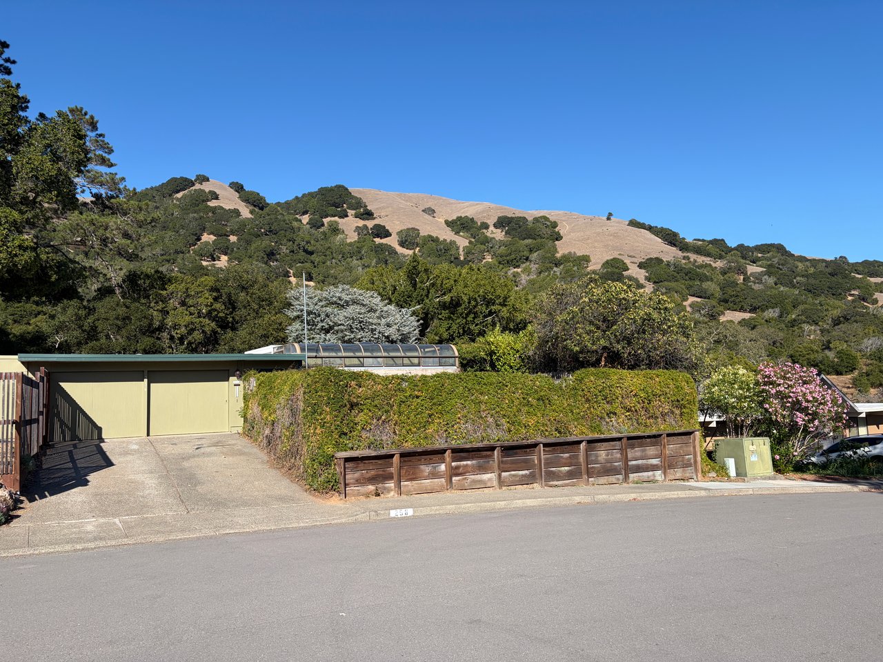 256 Mount Shasta Dr