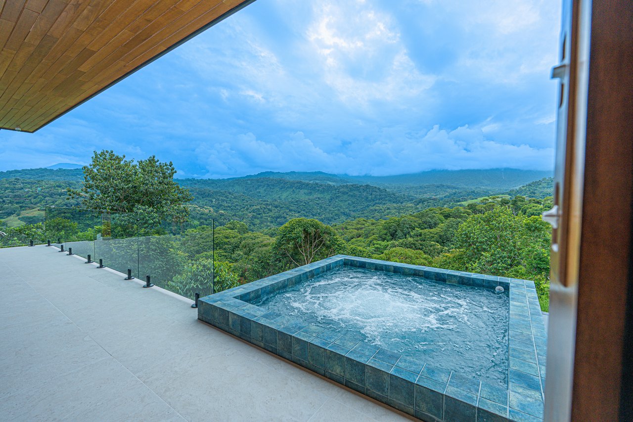 3 Bedroom Luxury Modern Tropical Home in Dominical