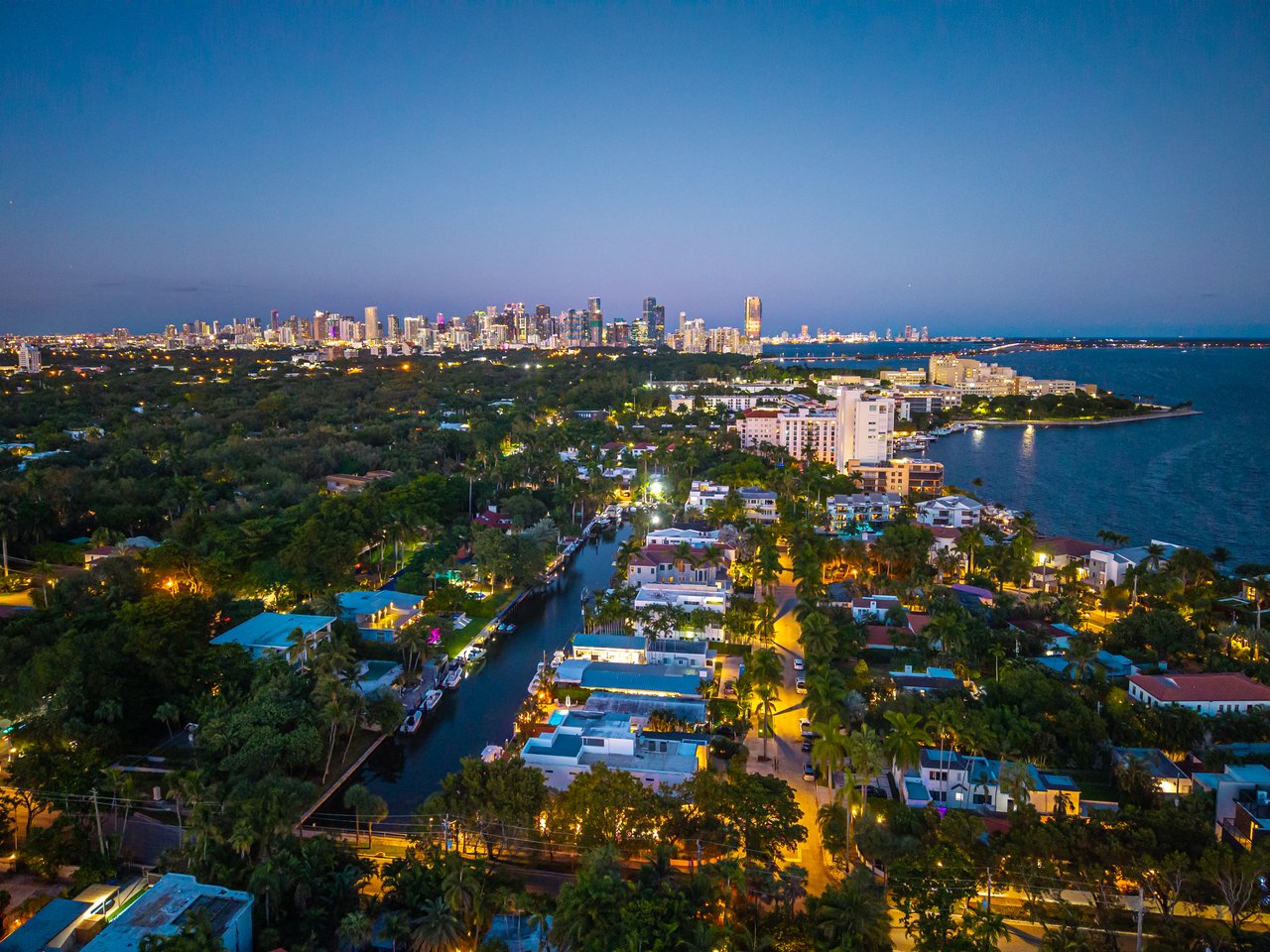 1815 Fairhaven Pl, Miami