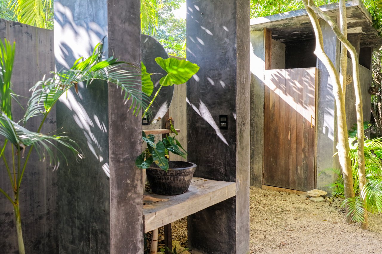 SELVATIK JUNGLE PODS 