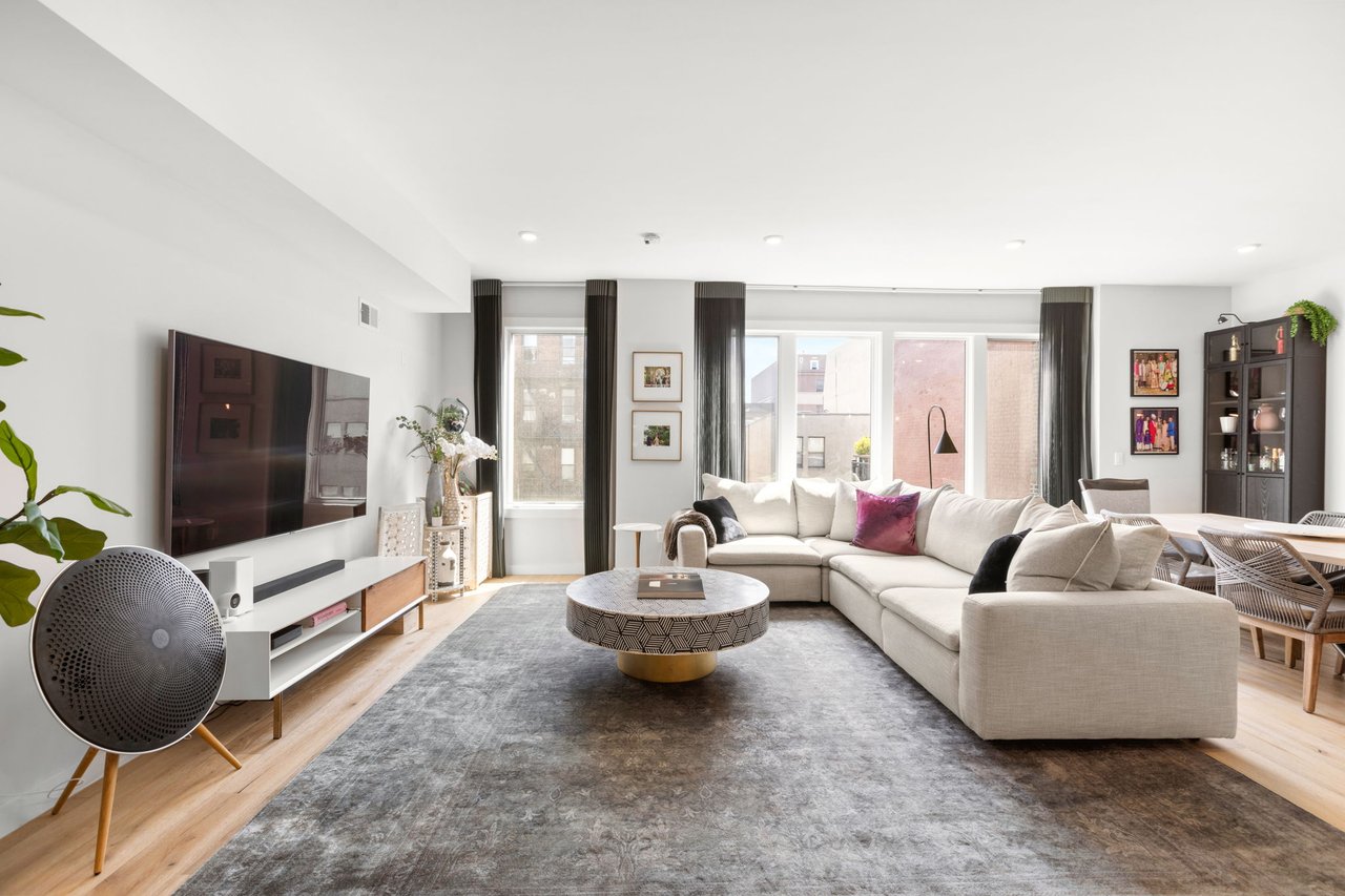 115 Grand St 405