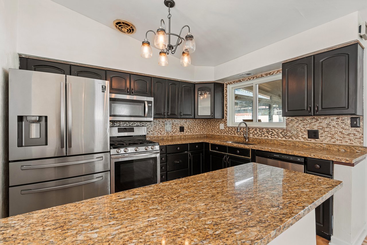 1332 Foxboro Dr