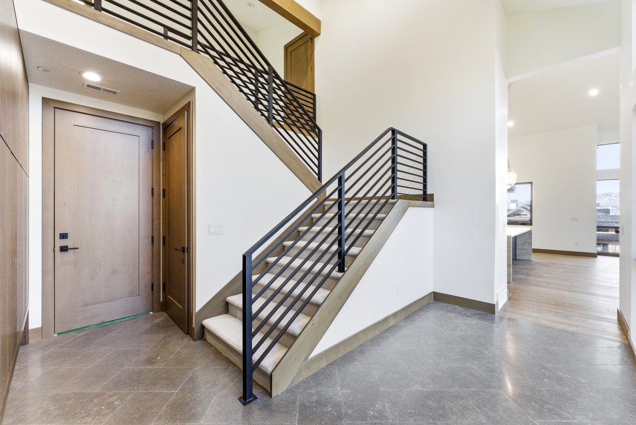 11004 N Wrangler Circle