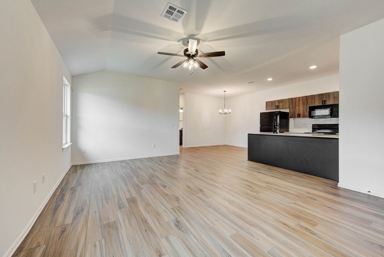 416 N Canyon Terrace