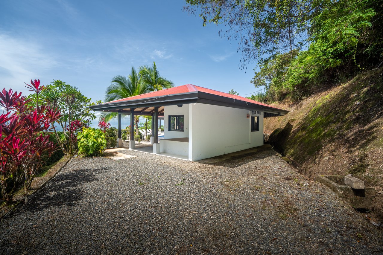 3 Bedroom home in Cinco Ventanas with Incredible Ocean View!