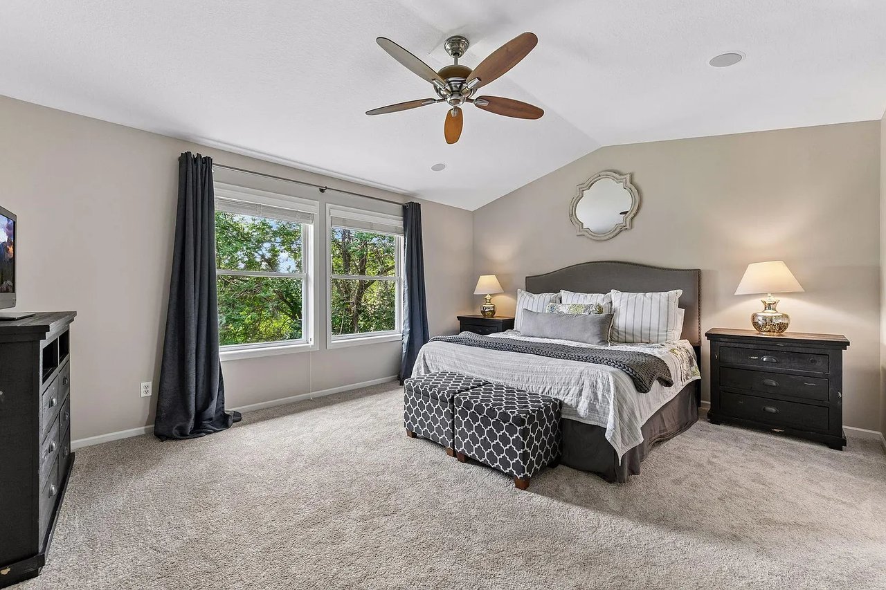 Stunning 2-Story in Springfield Community