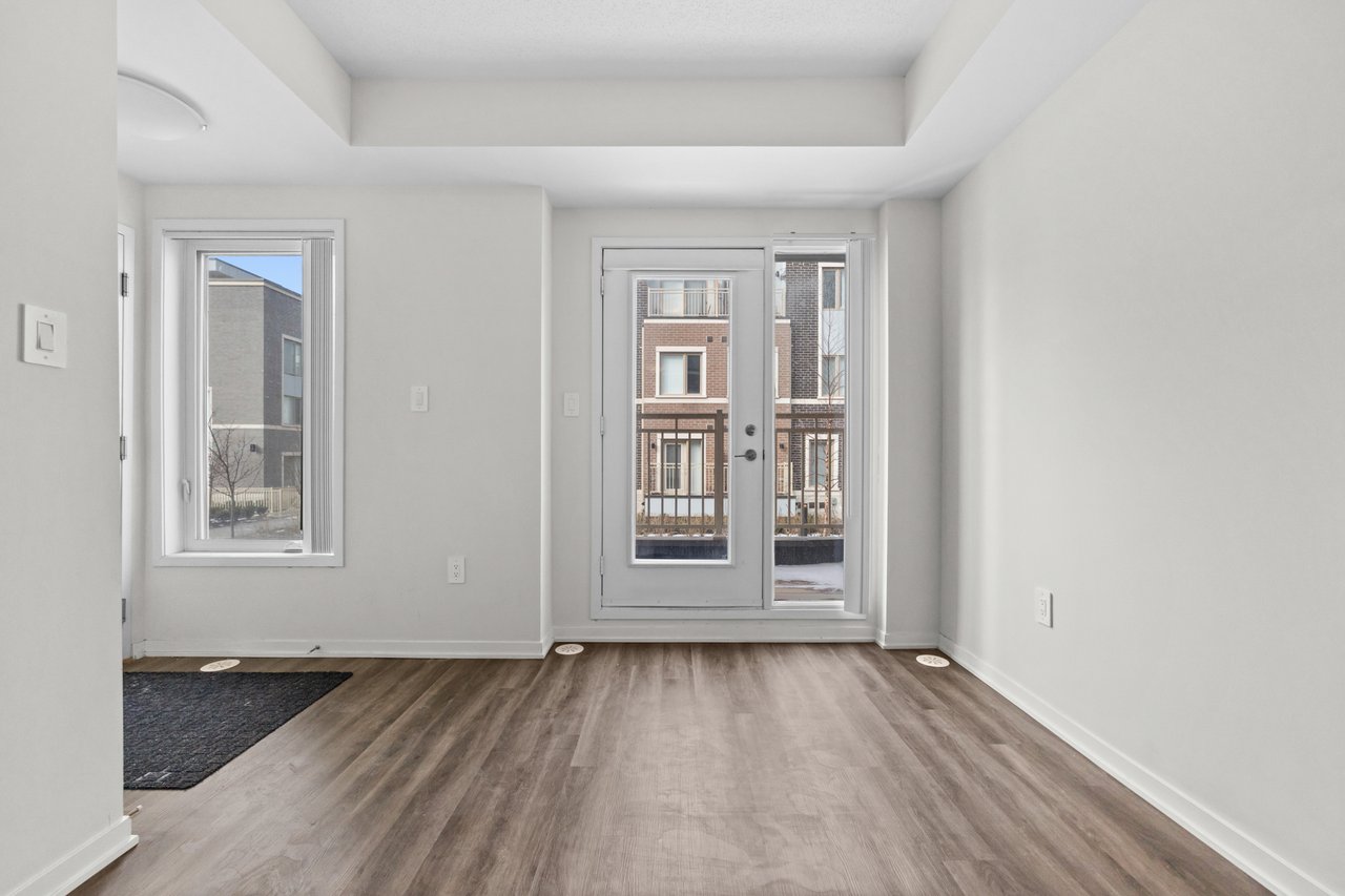 31 Honeycrisp Cres Townhouse 57