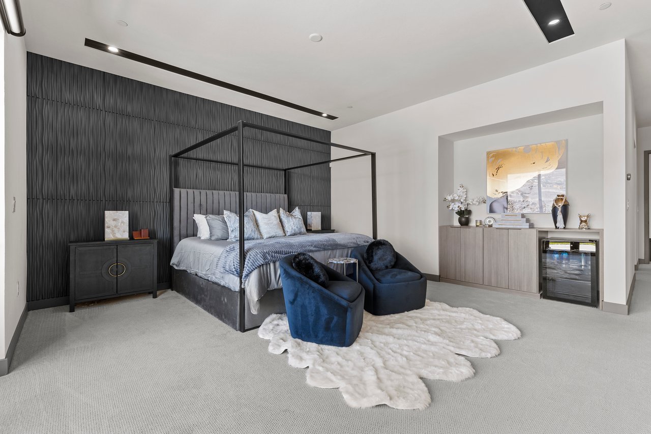 1463 Solitude Ridge Dr