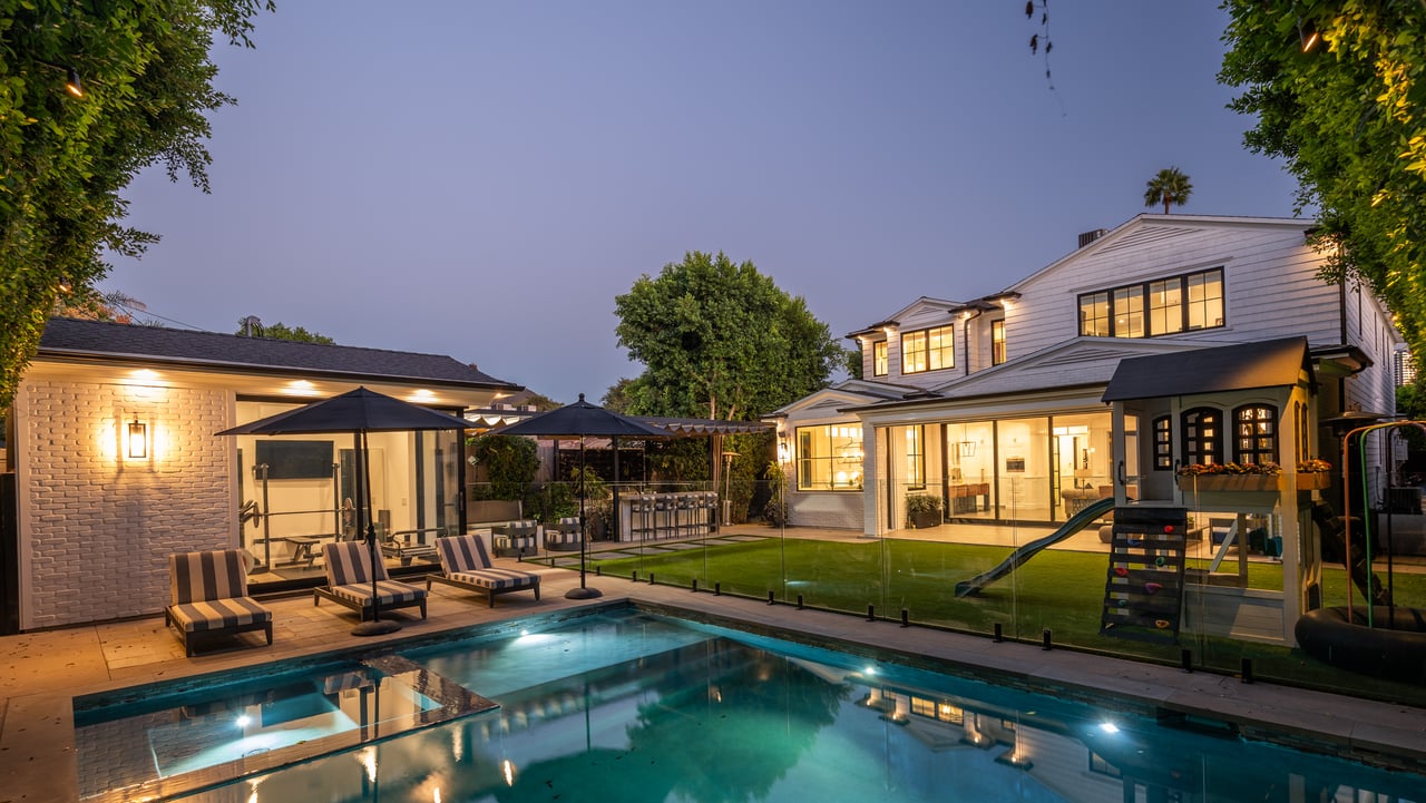 10439 Valley Spring Ln, Toluca Lake