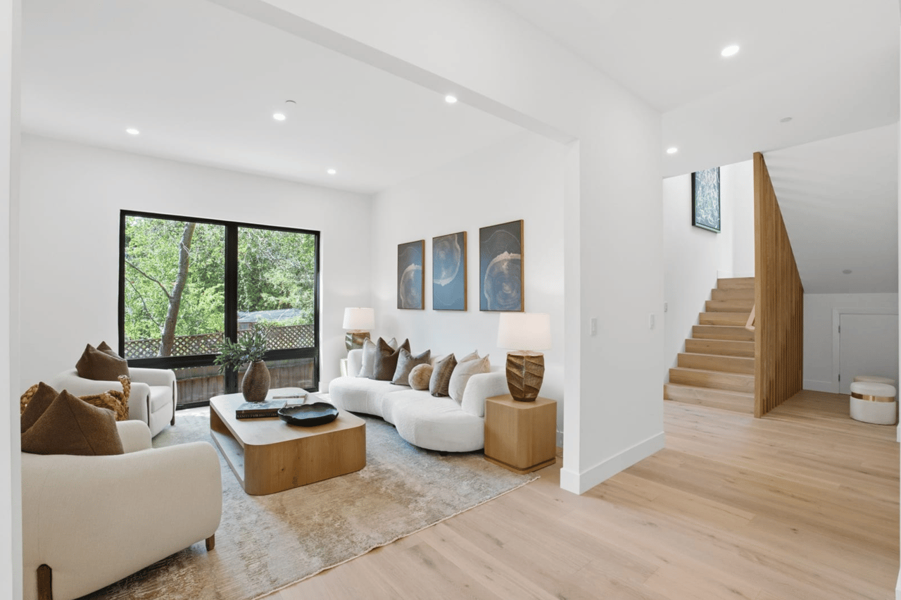 275 Hubbard Ave, Redwood City, CA 94062