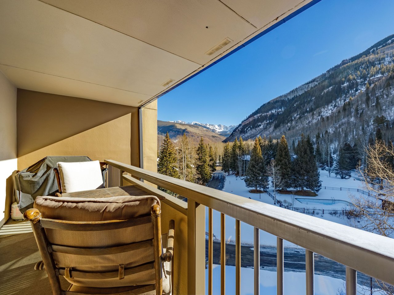 1650 Fall Ridge Road 412