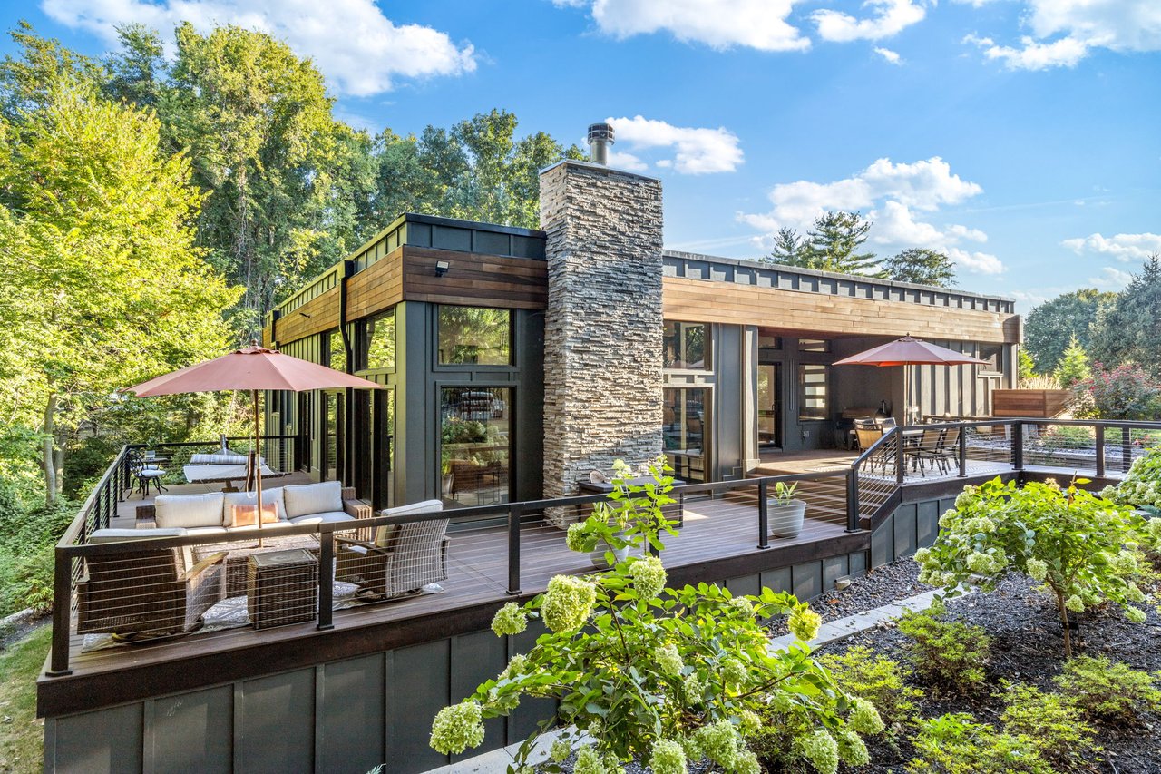 3732 Runnymede Drive