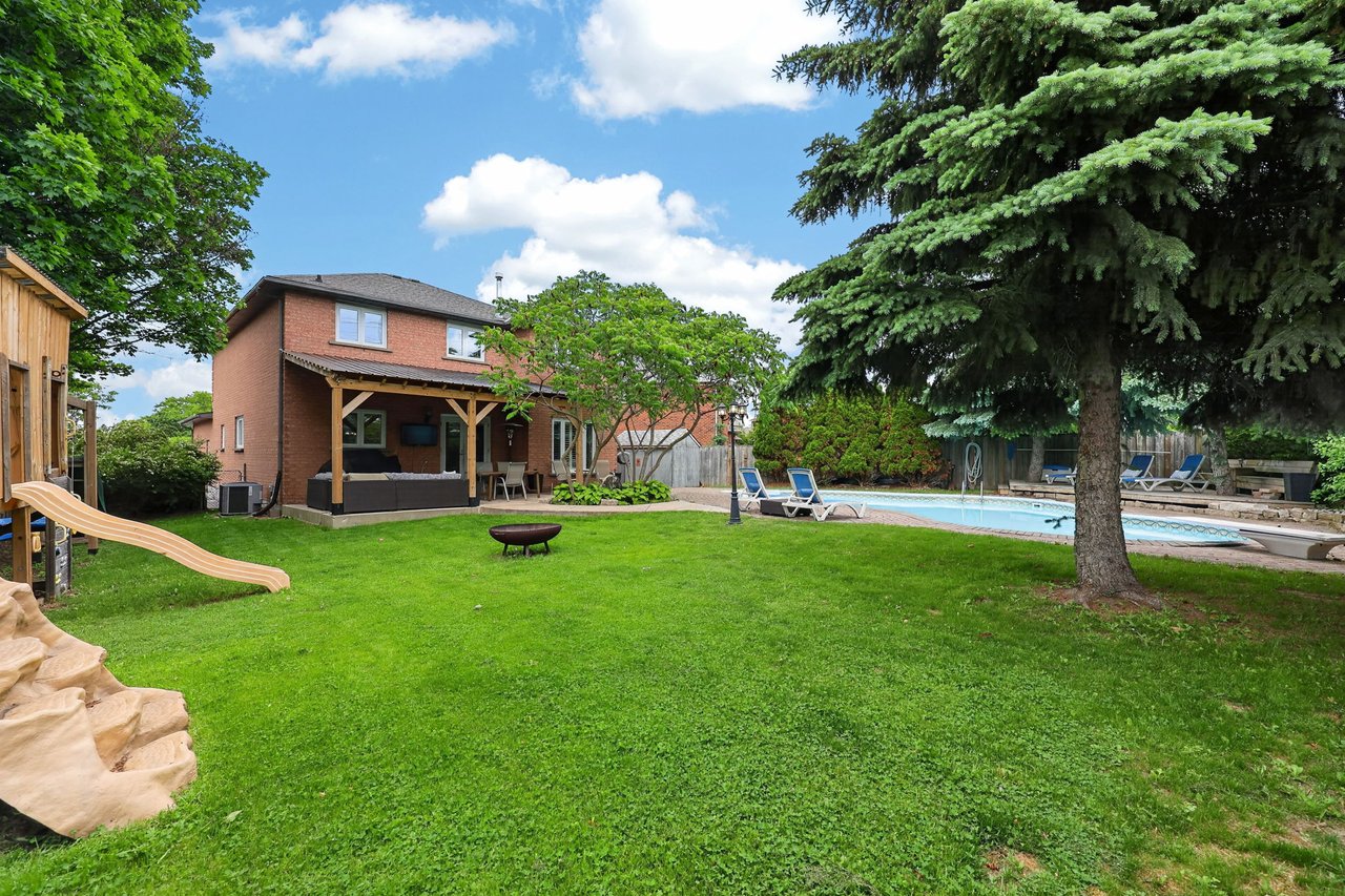 539 Veale Place