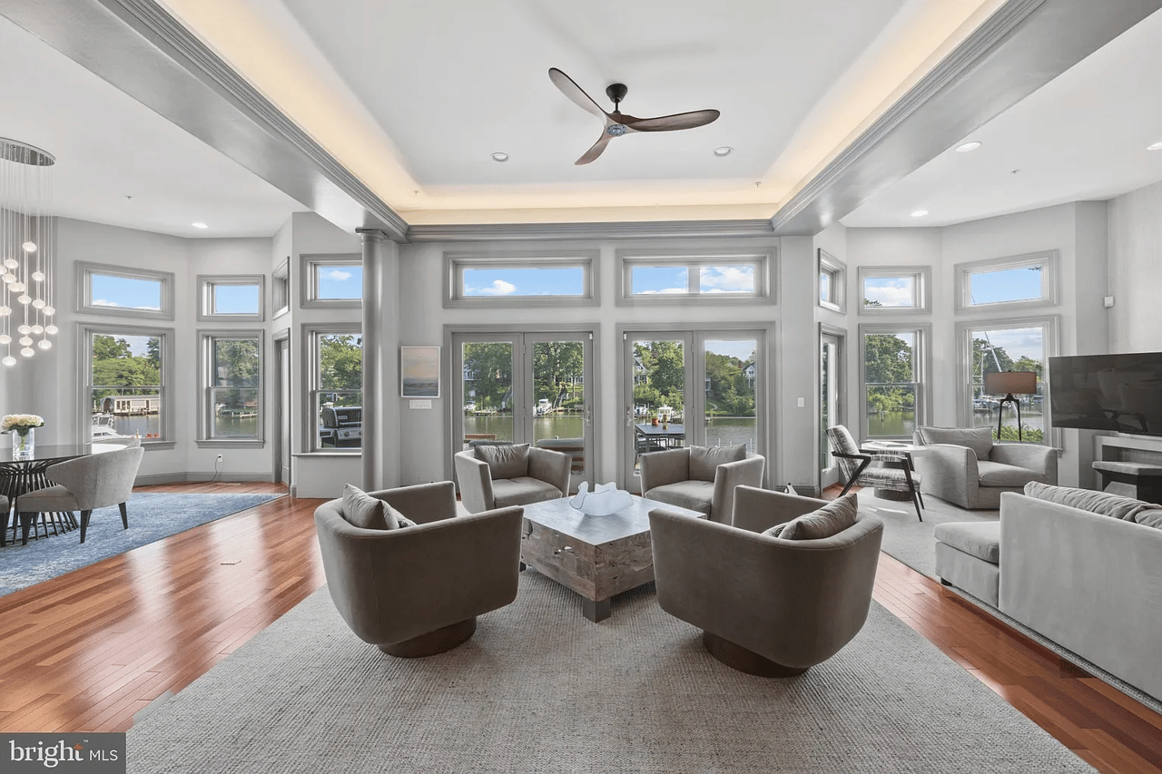 145 Spa Dr