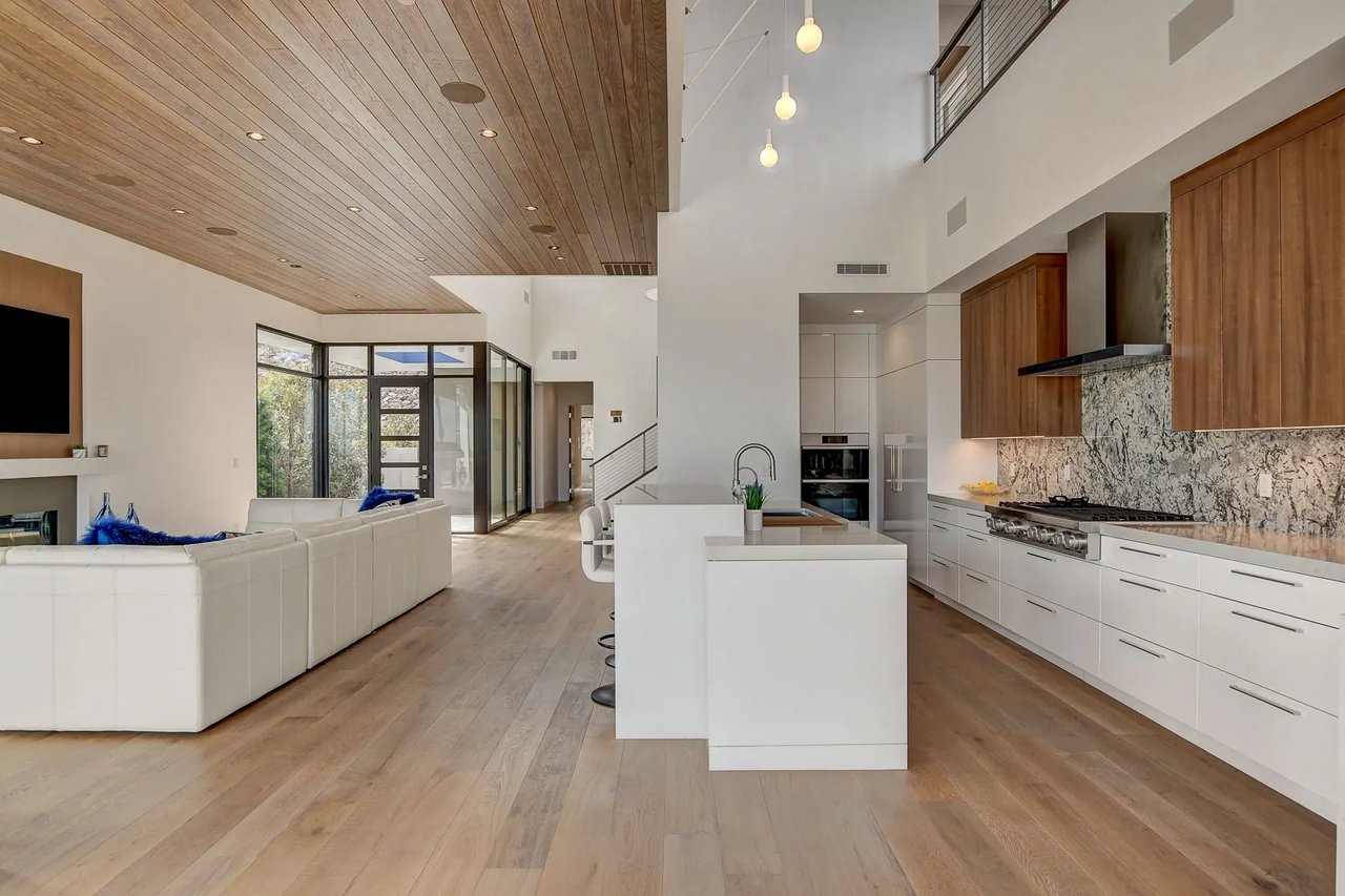 Modern Model Home for Sale in MacDonald Highlands