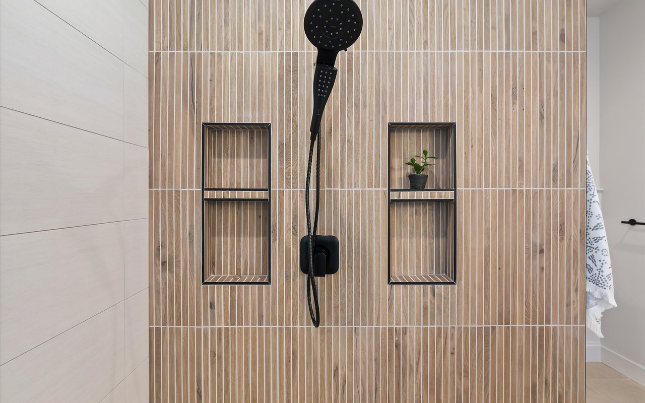 Modern Craftsman on One-Third of an Acre in Star, Idaho