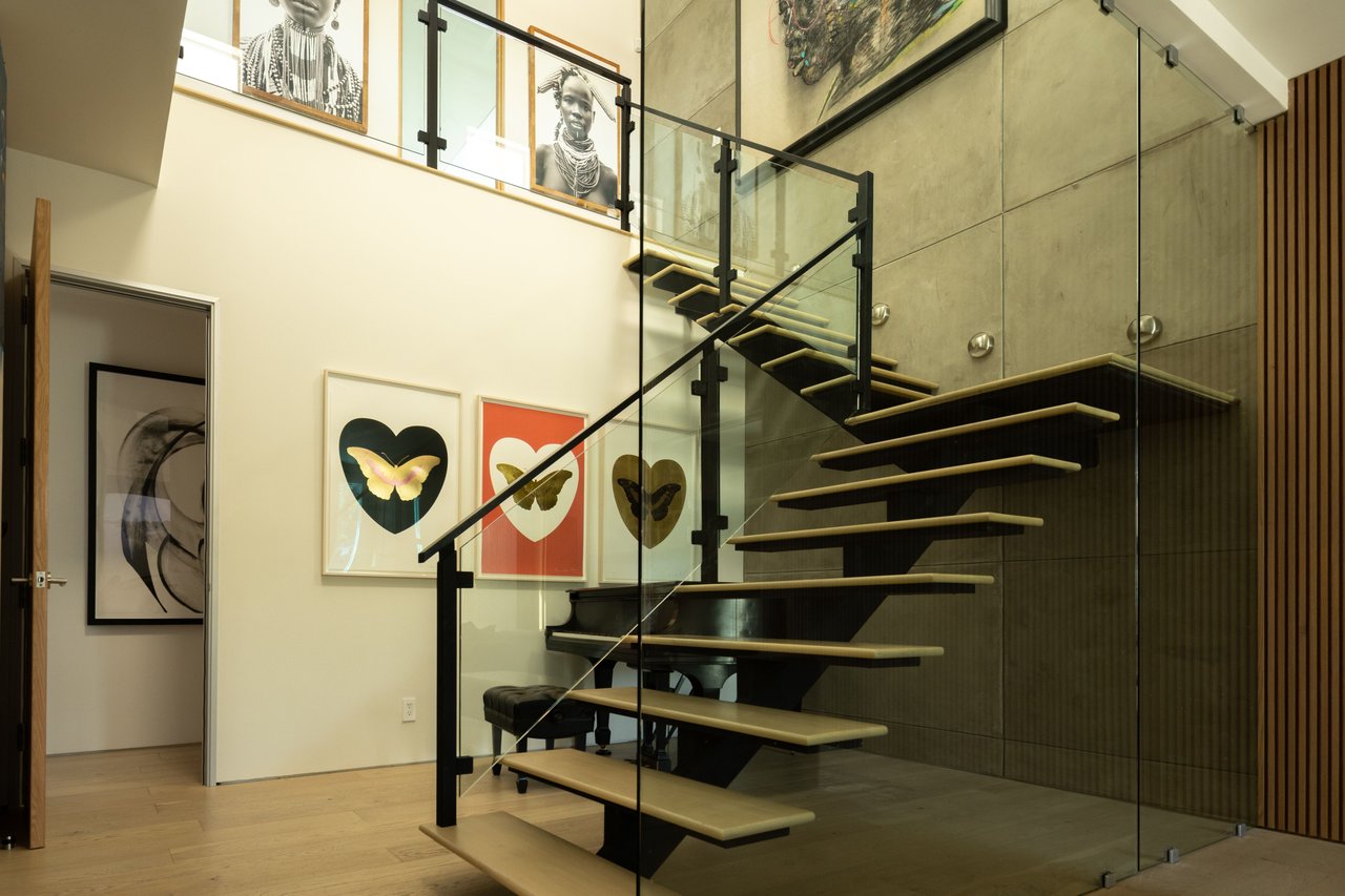 1557 Tower Grove Dr, Beverly Hills