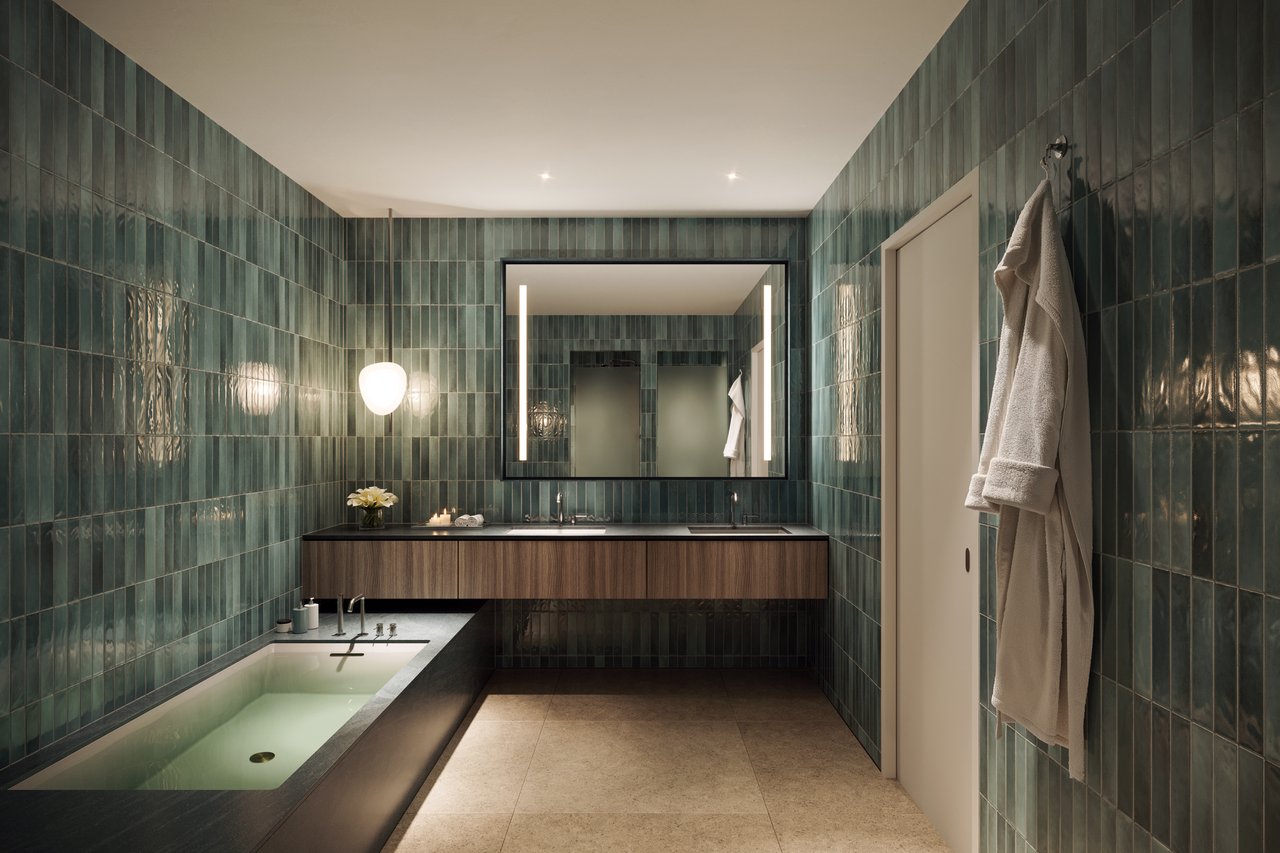 Miami Tropic Jean George Midtown