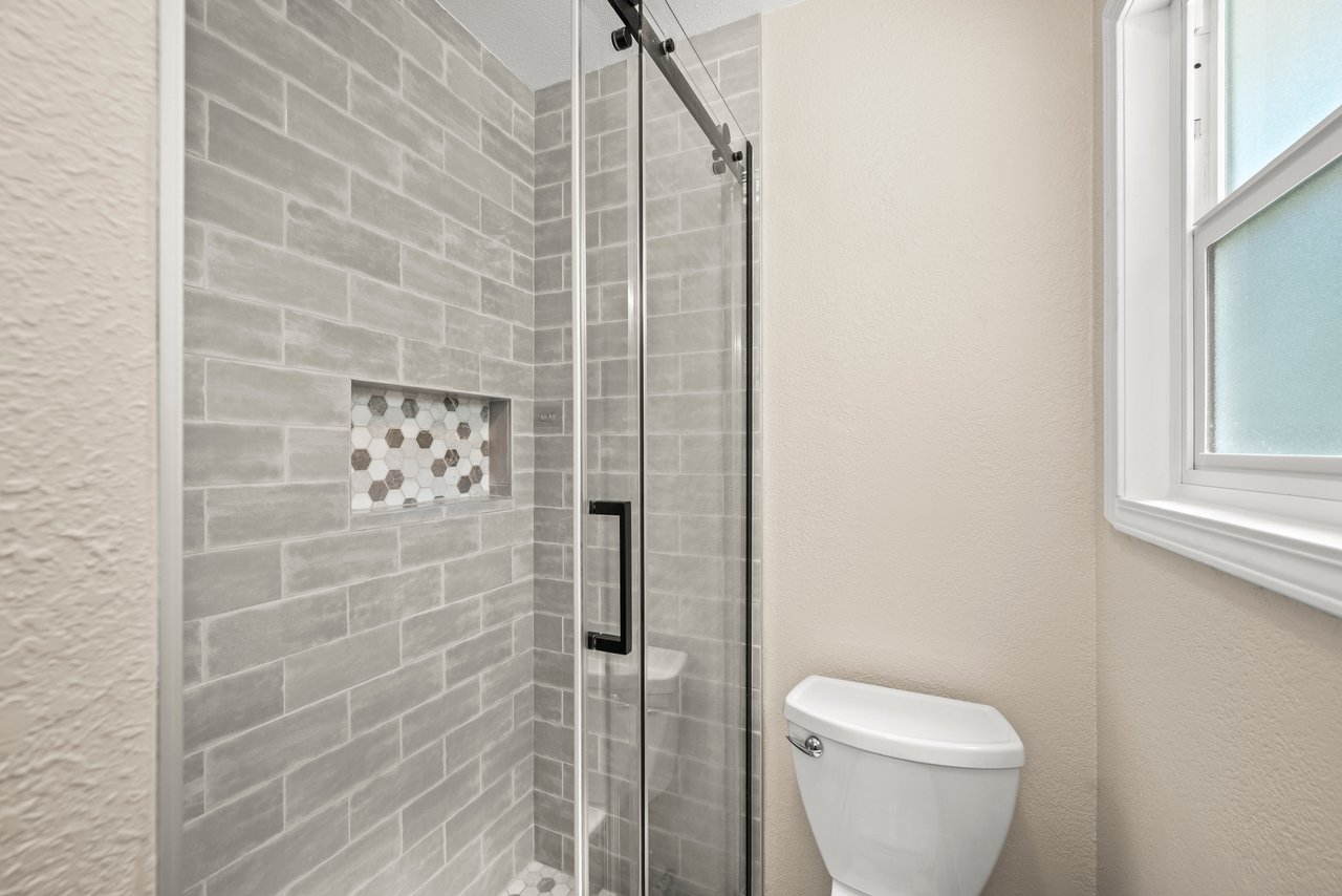 5761 Forest Lake Rd,