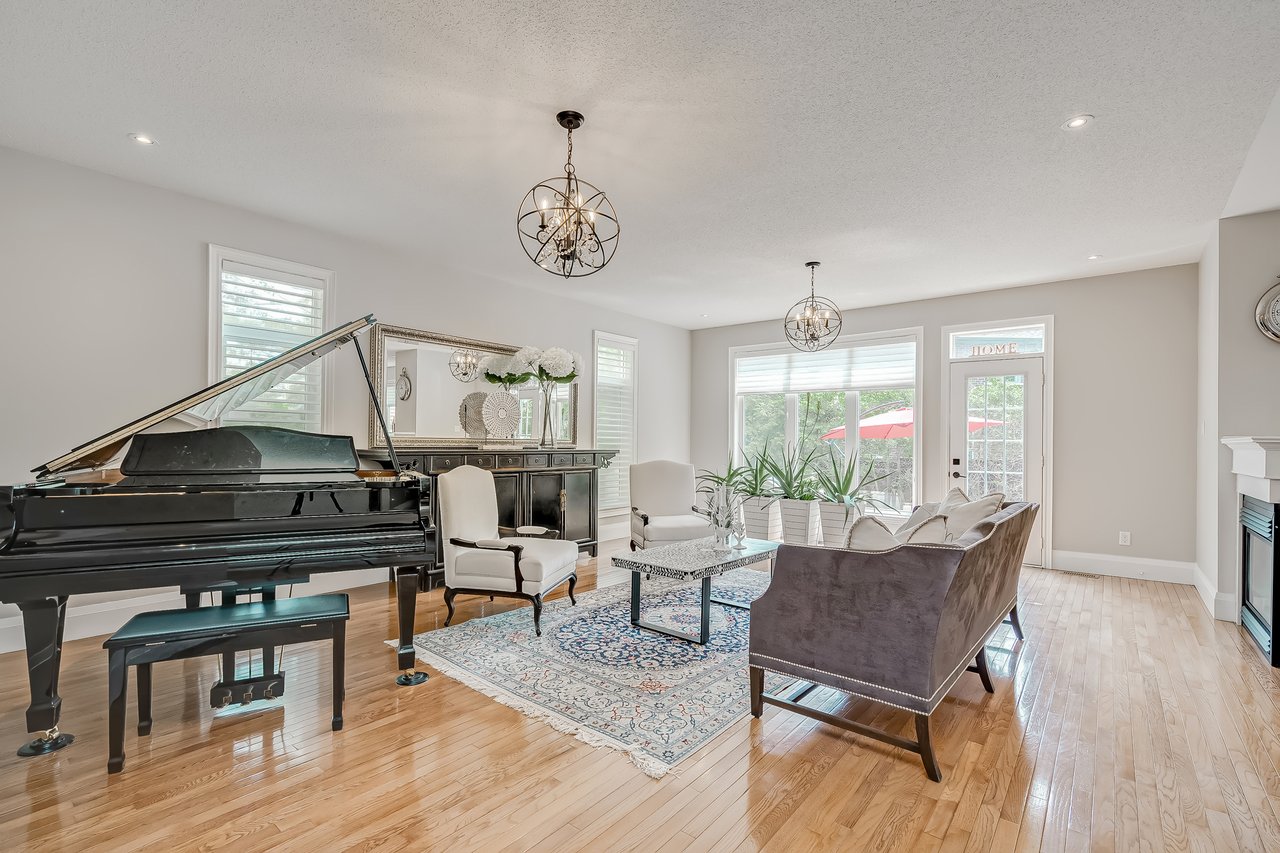 2-128 Morden Road Unit: 2