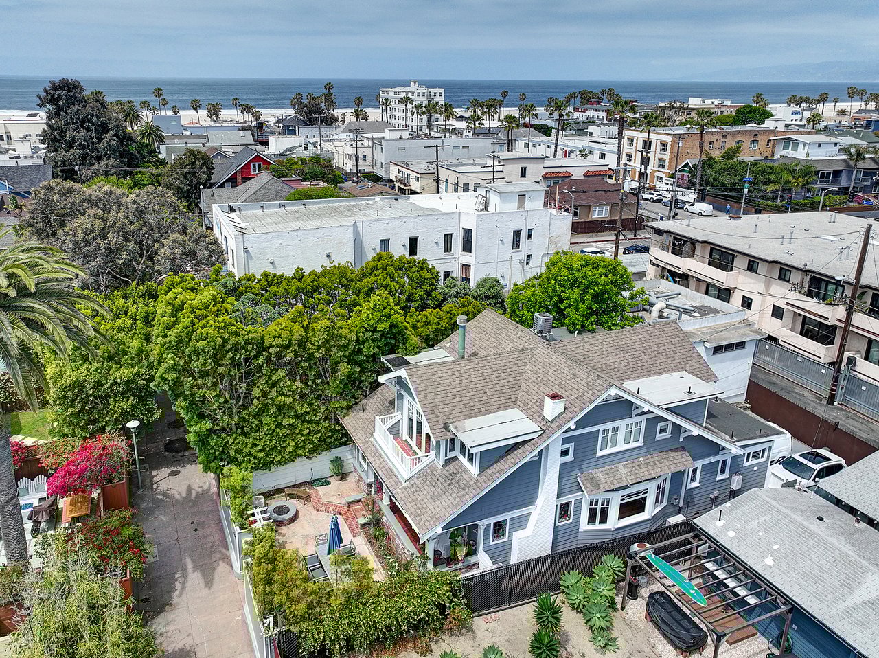 Venice Beach House - Dudley Ave