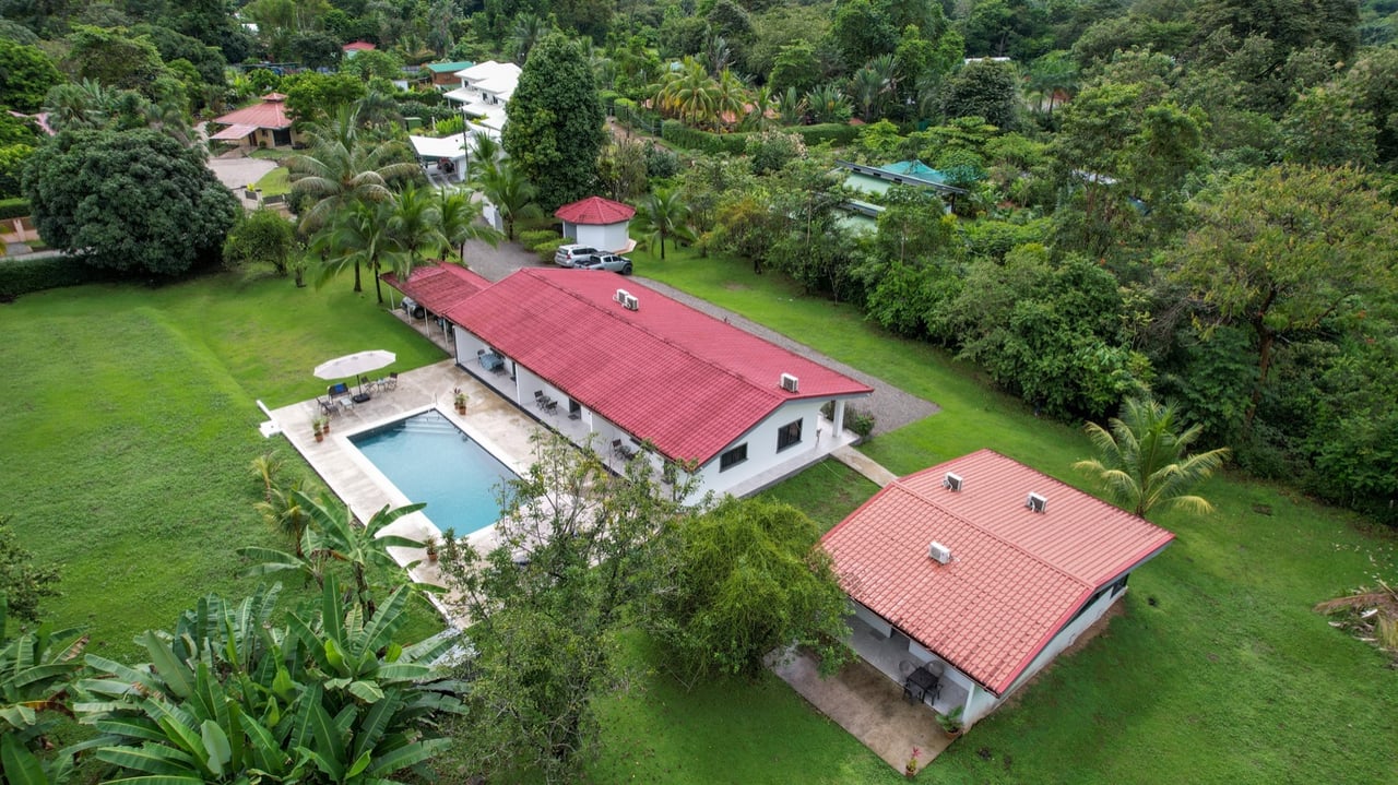 Versatile Multi-Unit Property with Income and Expansion Potential