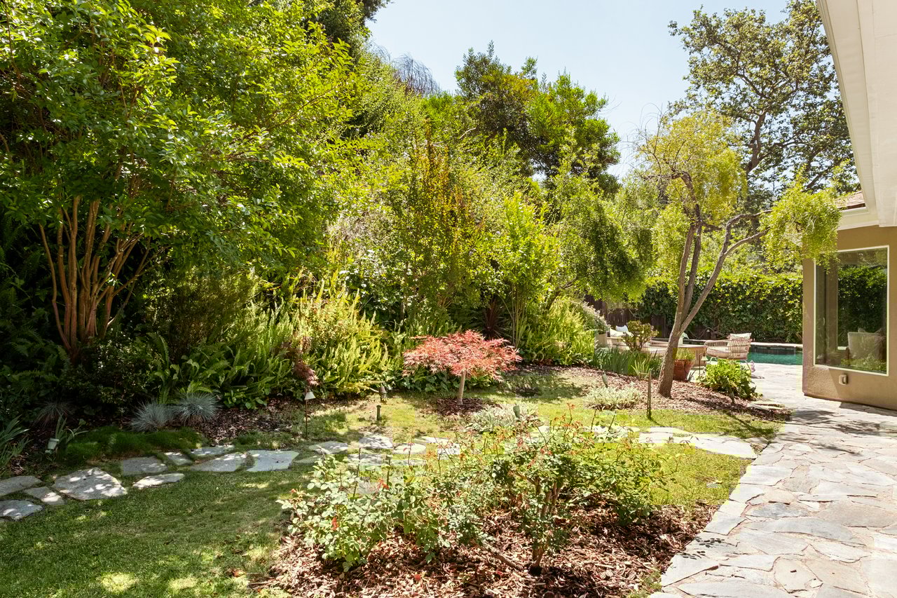 3588 Mandeville Canyon Road, Brentwood