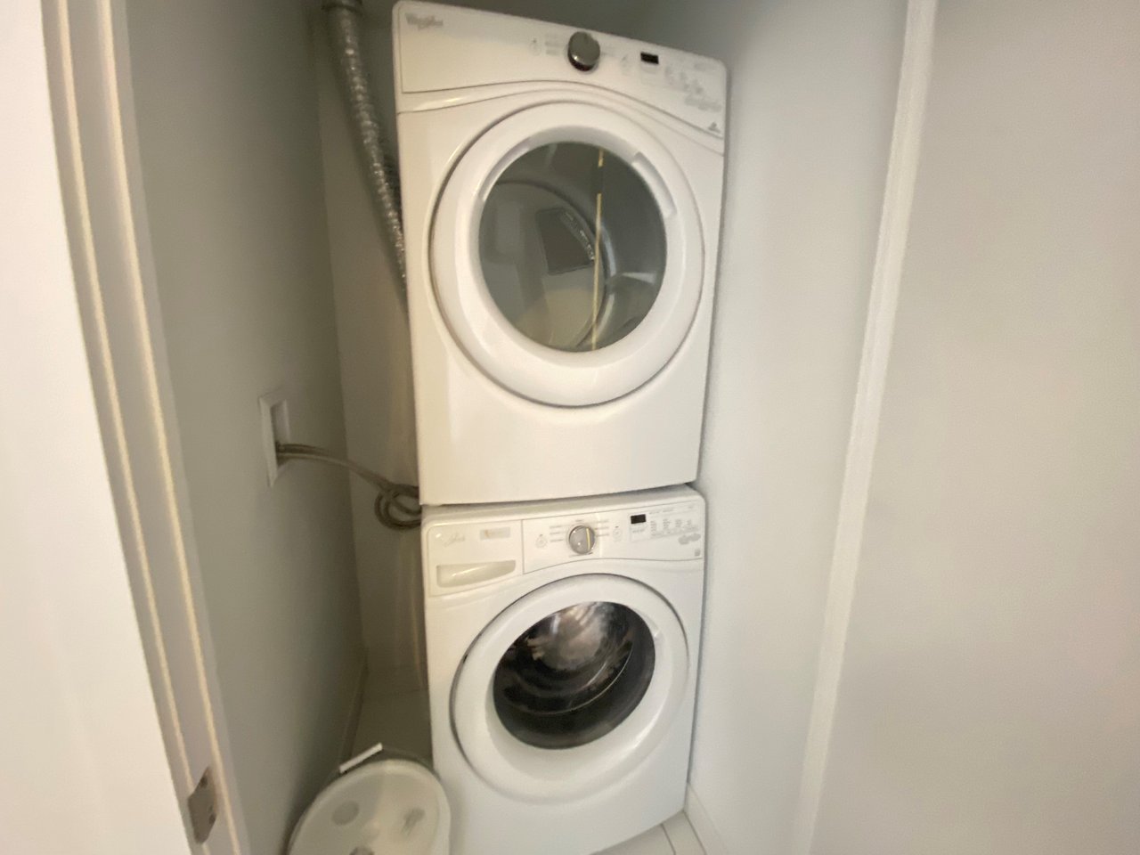 20 Shore Breeze Drive Unit: 512