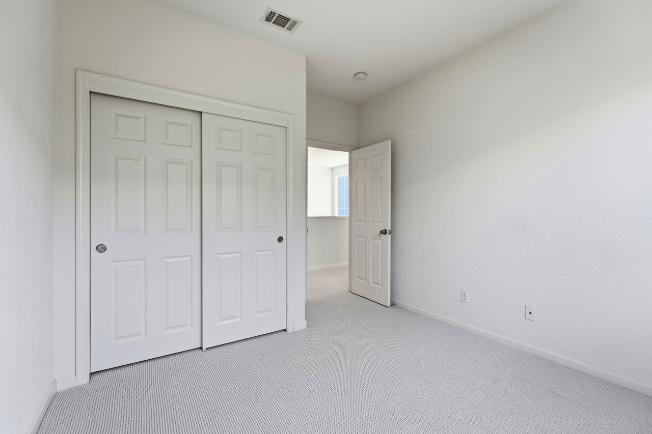 15 Vitruvius Court, Oakley