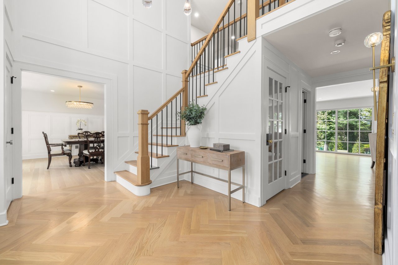 Just Listed: Designer 6BR Home in Coveted Hartshorn Section of Short Hills