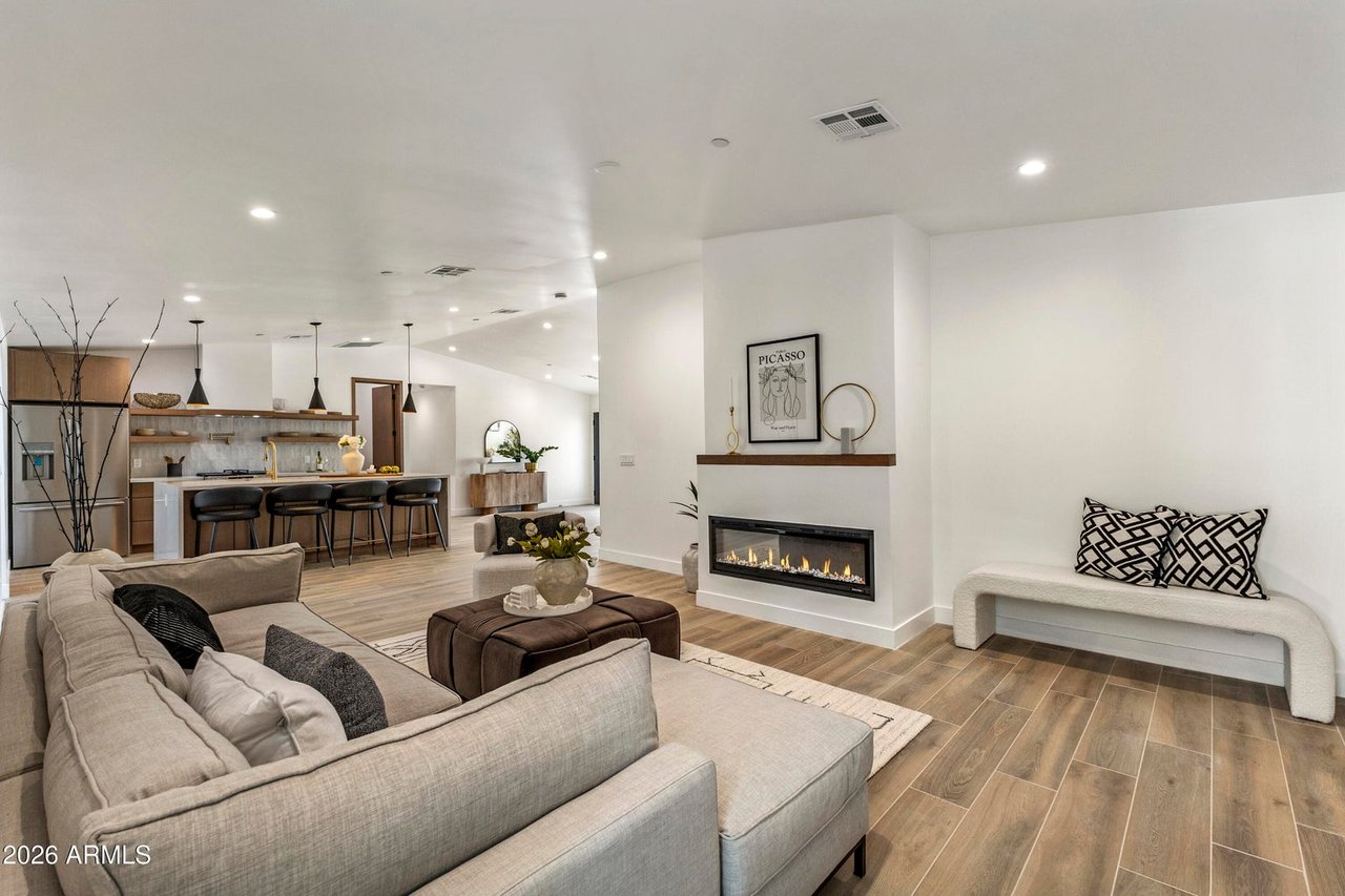 5414 N 82nd St, Scottsdale, AZ 85250