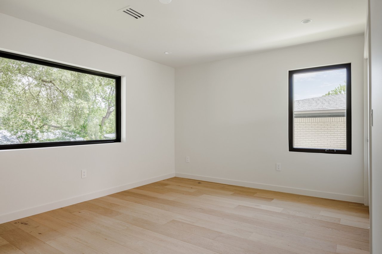 5601 Caprice Dr.