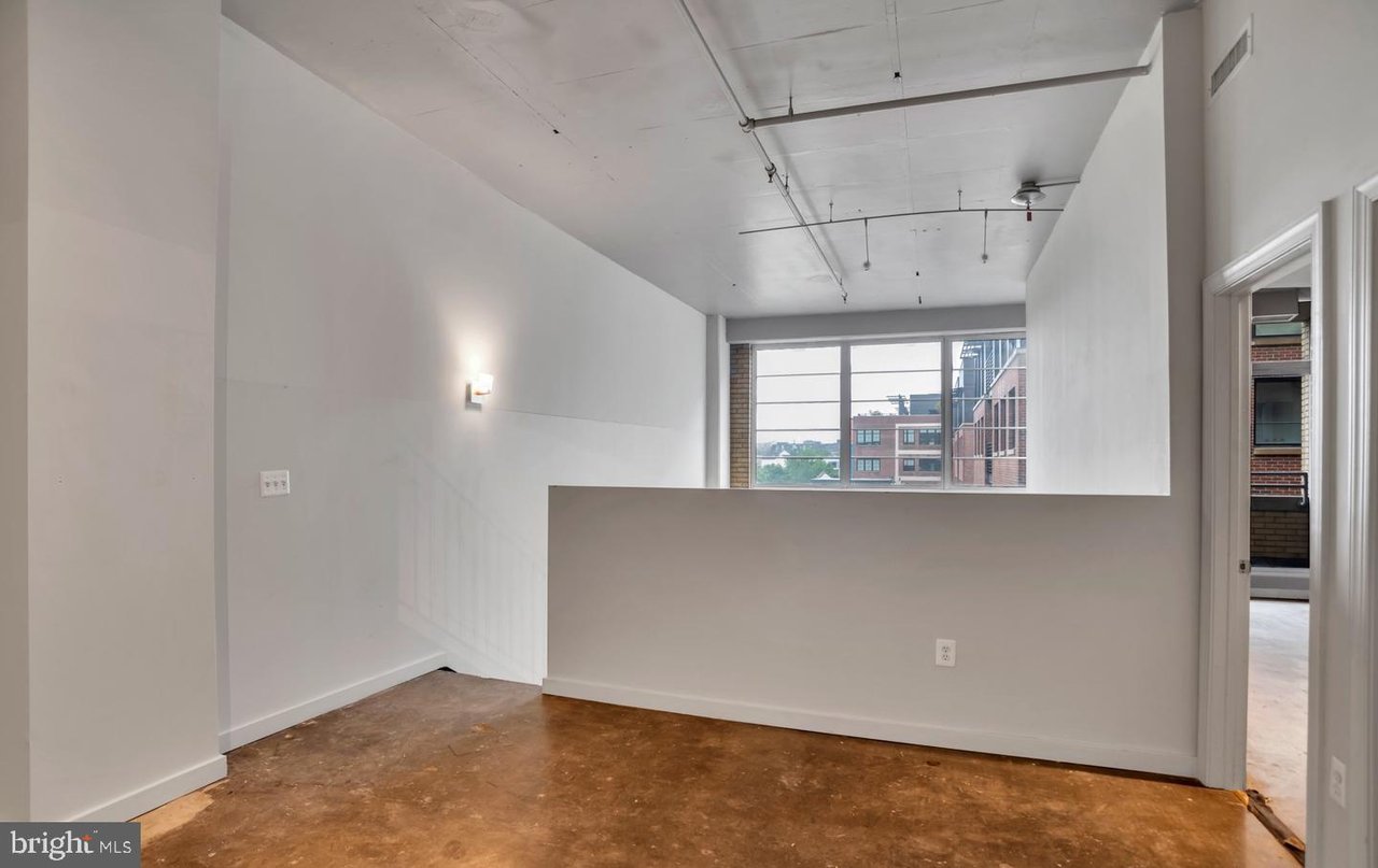 701 Lamont St NW 26
