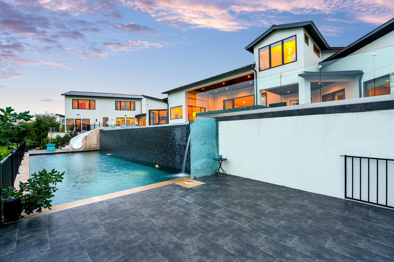 Spanish Oaks Estate