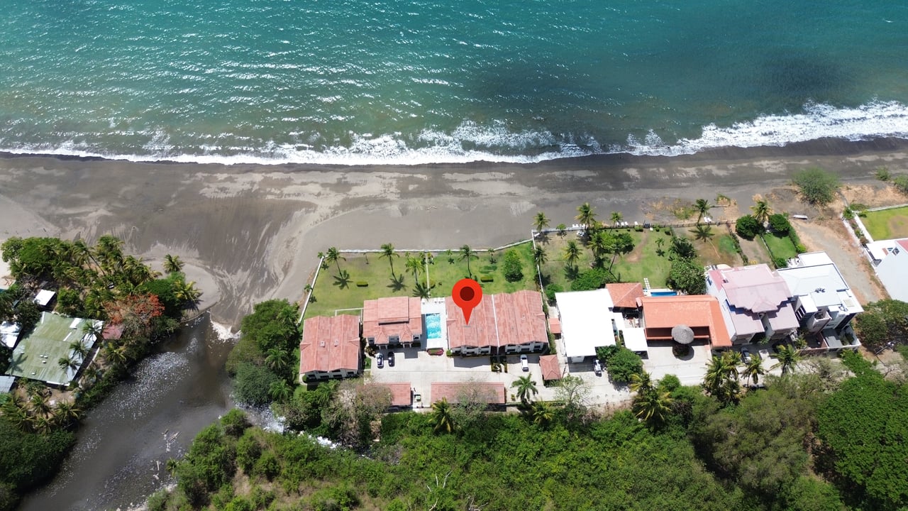 Pacific Beach Condo #7 - Beachfront Playa Potrero