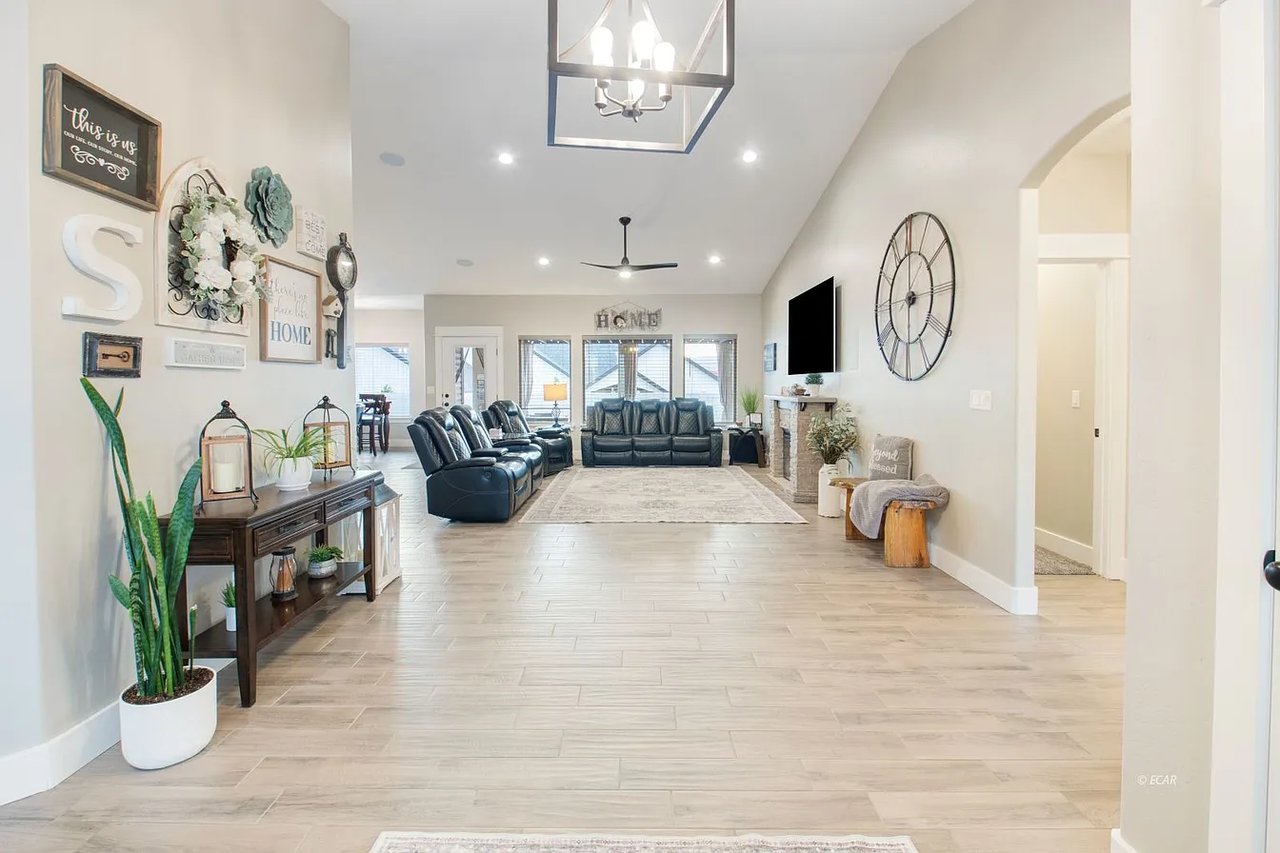 2034 Eagle Ridge Loop