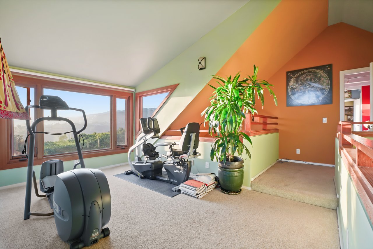 6333 Gayton Place, Malibu