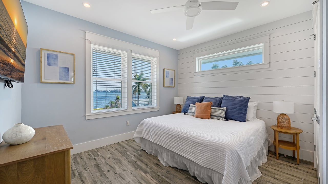 2206 Avenue A, Bradenton Beach, Florida