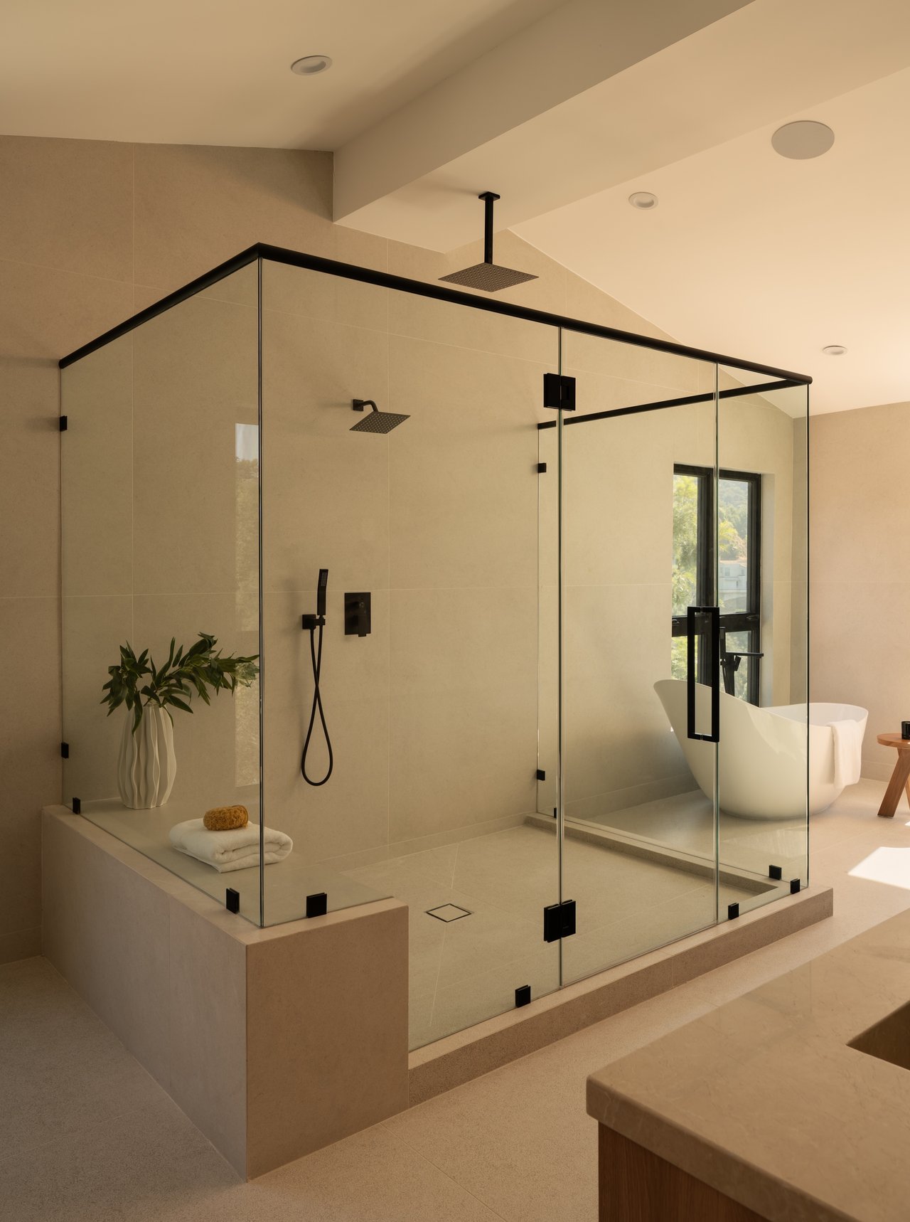 quintessential Hollywood Hills