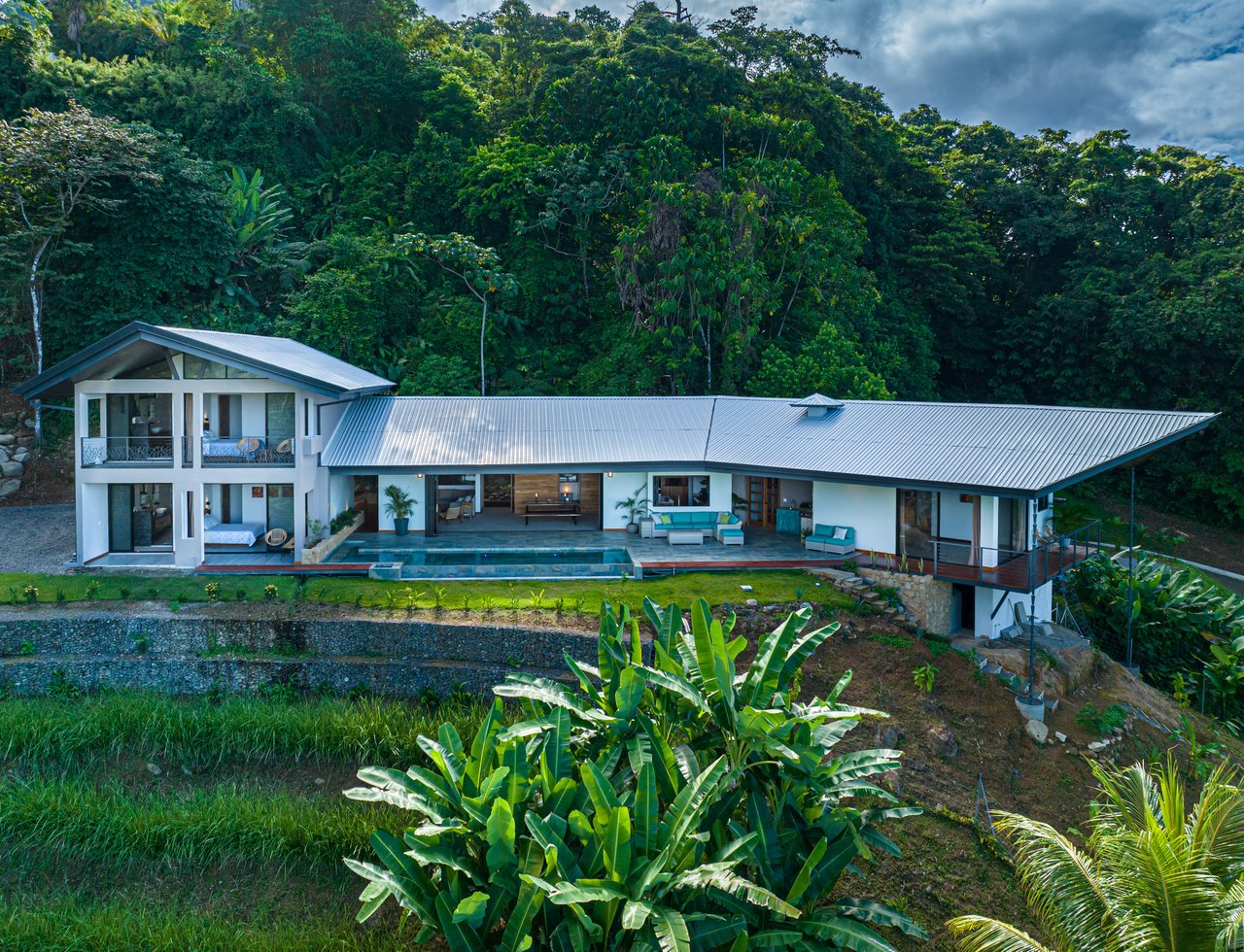 Beautiful Ocean View Casa Espiritu de la Jungla in Ojochal.  Accepting Bitcoin!
