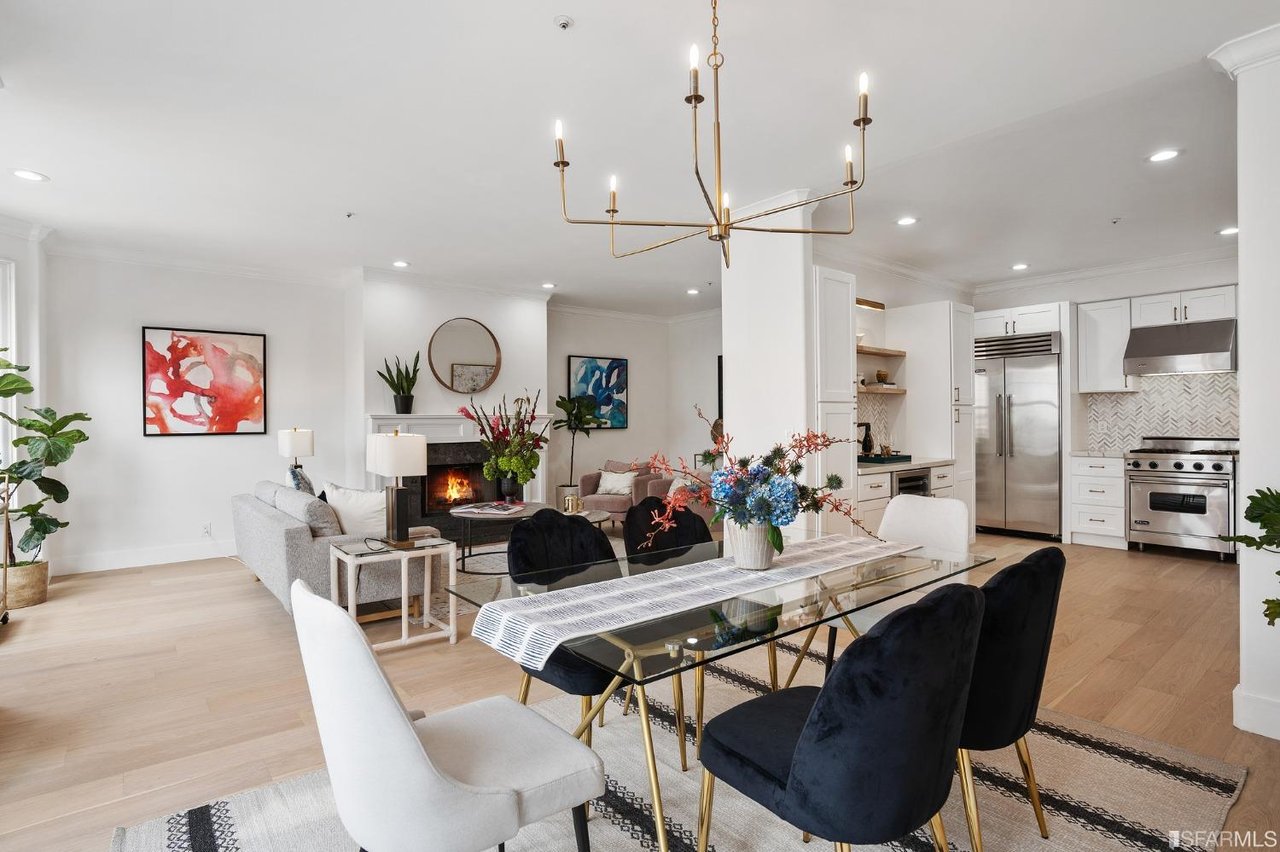 128 Wood St #3