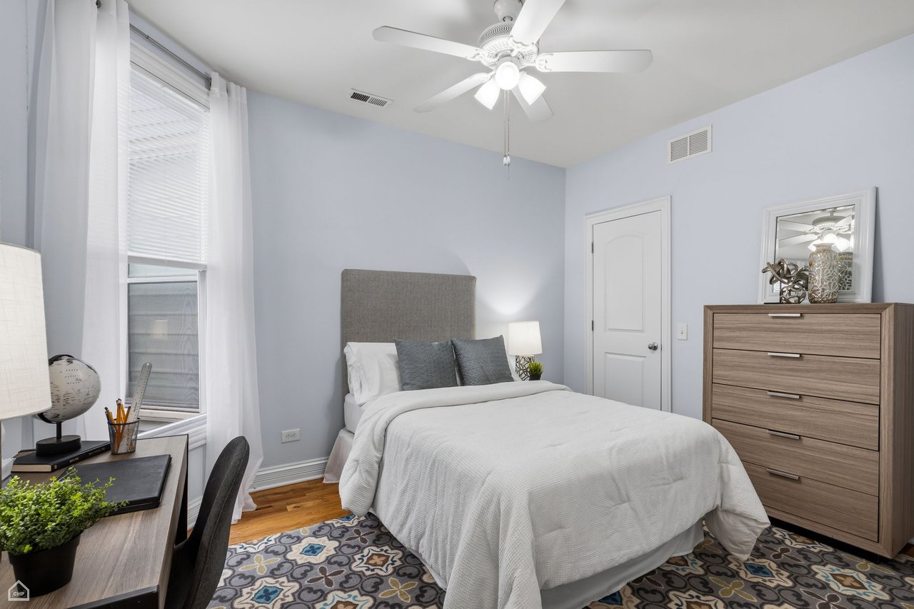 Roscoe Village 3 Bedroom Rowhouse 