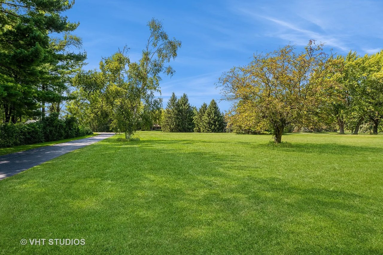 6110 Giant Oak Rd